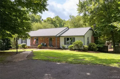 11301 Lucks Ln, Midlothian, VA 23114