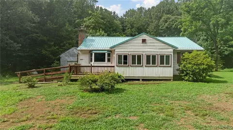 2562 Georges Rd, Powhatan, VA 23139
