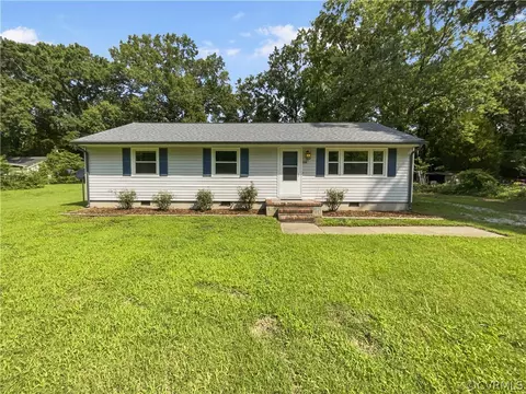 260 Thompson Ave, West Point, VA 23181