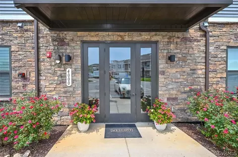 4000 Maze Runner Dr #101, Midlothian, VA 23112