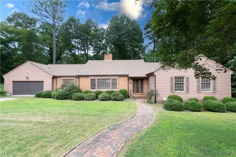 1217 Northampton Rd, Petersburg, VA 23805