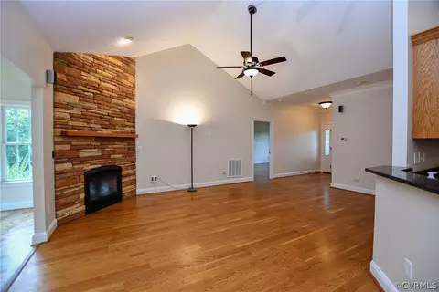 7696 E River Rd, King William, VA 23086 photo 5