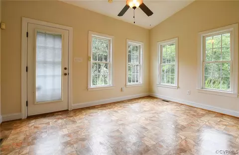 7696 E River Rd, King William, VA 23086 photo 12