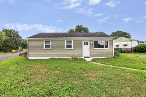 2221 Holly St, Richmond, VA 23223