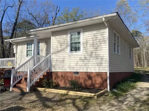 6120 Strathmore Rd, North Chesterfield, VA 23234