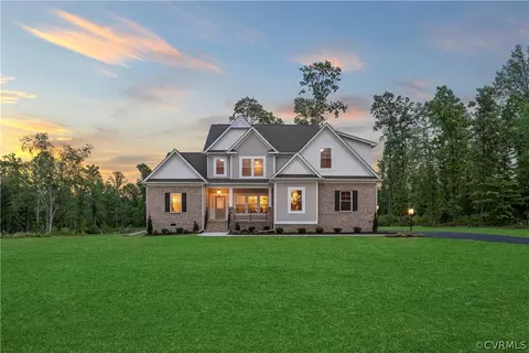 2 New Telegraph Ct # -5, Providence Forge, VA 23089