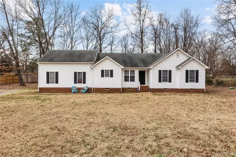 10200 Hopkins Rd, Chester, VA 23831