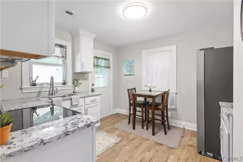 105 Seaboard St, Petersburg, VA 23803
