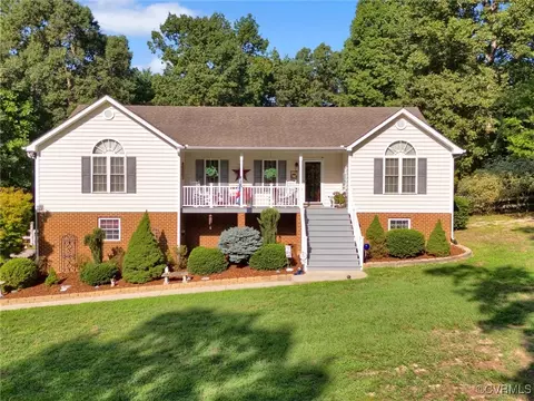 2292 Westwood Pine Dr, Moseley, VA 23120