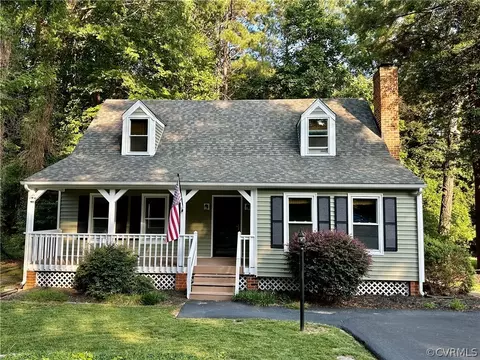 5813 Laurel Trail Ct, Midlothian, VA 23112