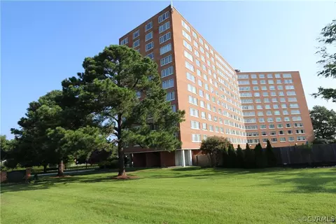 5100 Monument Ave #802, Richmond, VA 23230