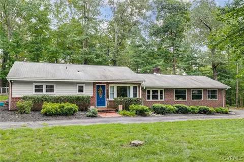 7854 Whitworth Rd, North Chesterfield, VA 23235