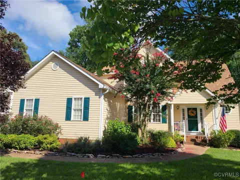 6117 Pond Grass Rd, Mechanicsville, VA 23111