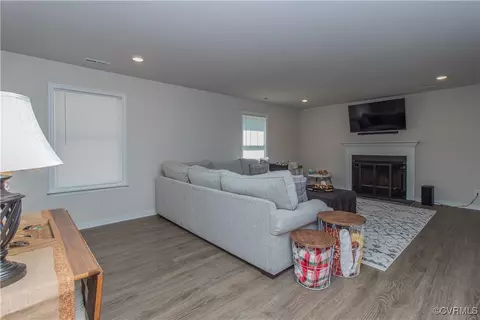 15801 Harrowgate Rd, Chester, VA 23831 photo 7