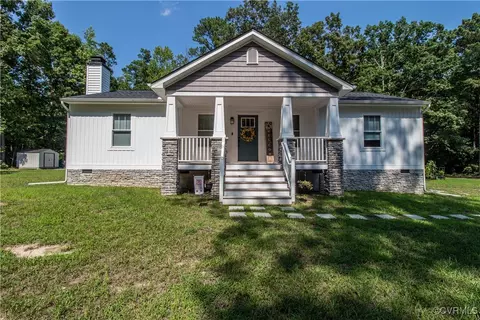 15801 Harrowgate Rd, Chester, VA 23831 photo 2
