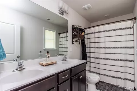 15801 Harrowgate Rd, Chester, VA 23831 photo 17