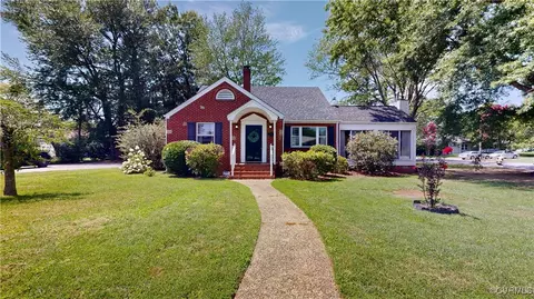 104 N Mesa Dr, Hopewell, VA 23860