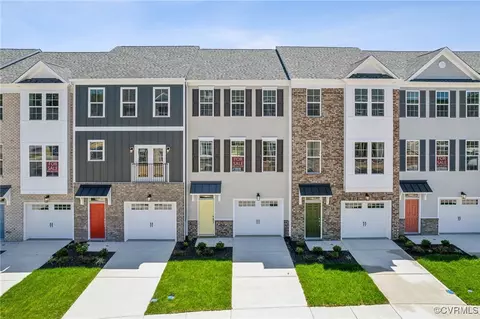 13813 Village View Dr, Midlothian, VA 23114