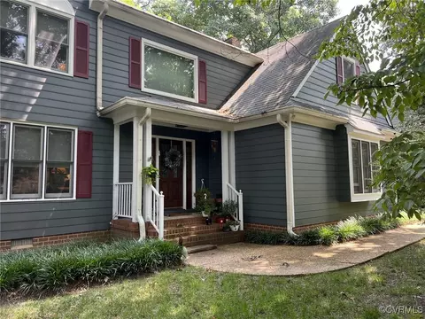 801 Hollypark Dr, Midlothian, VA 23114