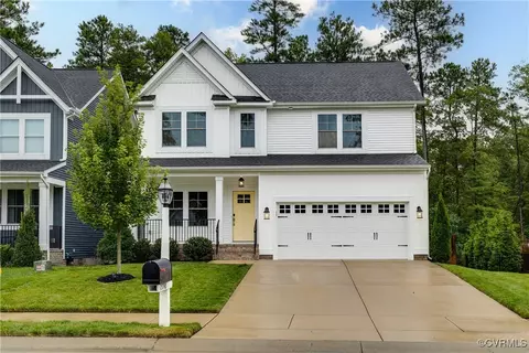 15748 Whirland Dr, Midlothian, VA 23112