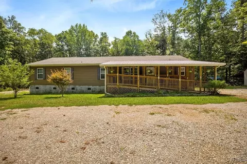 2705 Three Bridge Rd, Powhatan, VA 23139