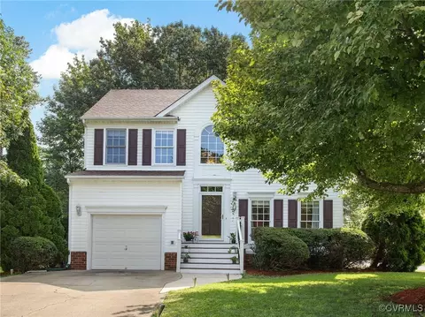 9517 Hungary Woods Dr, Glen Allen, VA 23060