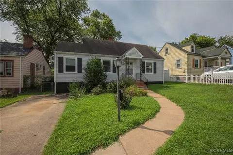 2619 Maplewood Rd, Richmond, VA 23228