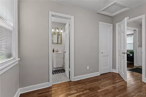 Entry Way - 2206 Wright Ave, Richmond, VA 23224 photo 2 of 2
