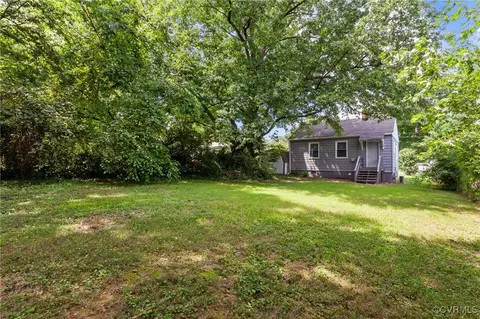 Exterior - 2206 Wright Ave, Richmond, VA 23224 photo 4 of 6