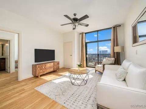 1101 Haxall Pt #504, Richmond, VA 23219