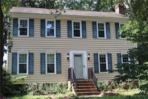 9613 Kingscroft Dr, Glen Allen, VA 23060