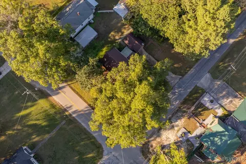 View/Area - 225 E 6th Ave, Kenbridge, VA 23944 photo 2 of 3