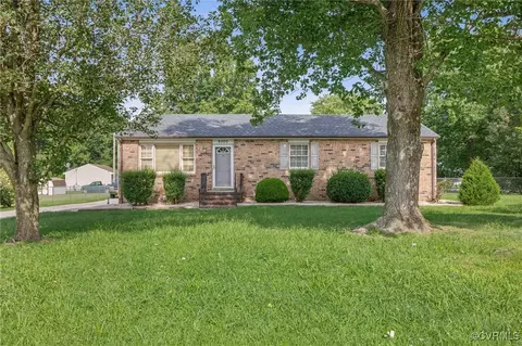 9300 Southwood Dr, North Dinwiddie, VA 23803