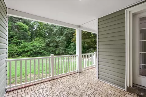 Exterior - 5748 Warwick Rd, Richmond, VA 23224 photo 5 of 11