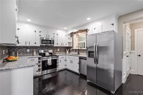 Kitchen - 5748 Warwick Rd, Richmond, VA 23224 photo 1 of 1
