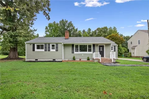 Exterior - 5748 Warwick Rd, Richmond, VA 23224 photo 1 of 11