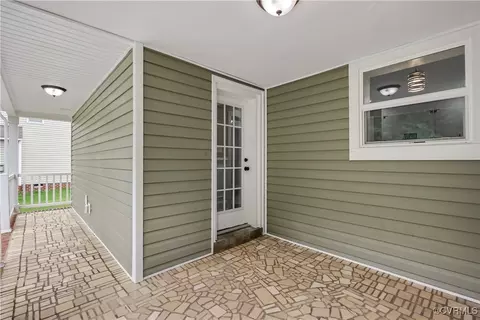 Exterior - 5748 Warwick Rd, Richmond, VA 23224 photo 7 of 11