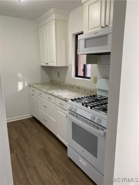 Kitchen - 11603 E Briar Patch Dr, Midlothian, VA 23113 photo 1 of 4
