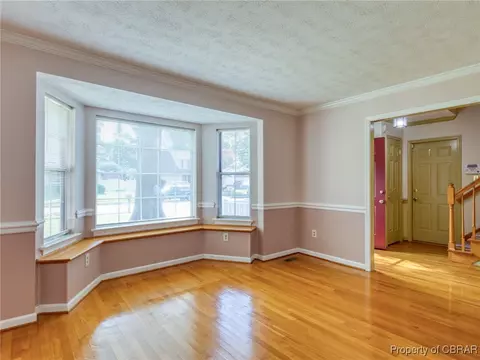 6 Ruth Cir, Hampton, VA 23666 photo 3