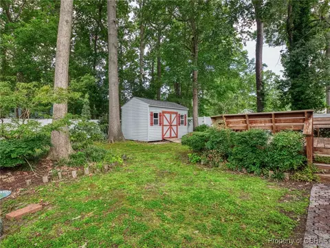 6 Ruth Cir, Hampton, VA 23666 photo 5