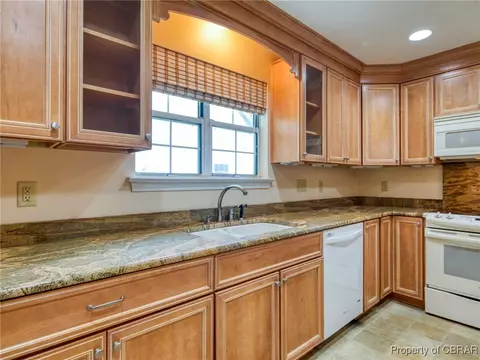 6 Ruth Cir, Hampton, VA 23666 photo 15