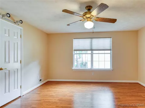 6 Ruth Cir, Hampton, VA 23666 photo 9