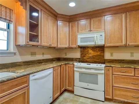 6 Ruth Cir, Hampton, VA 23666 photo 17