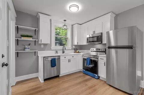 Kitchen - 3232 Cliff Ave, Richmond, VA 23222 photo 2 of 5
