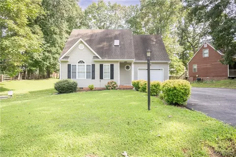 4419 Overridge Dr, Chester, VA 23831