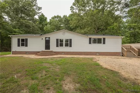 19718 Depot Rd, Mckenney, VA 23872