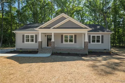 19451 Depot Rd, Mckenney, VA 23872