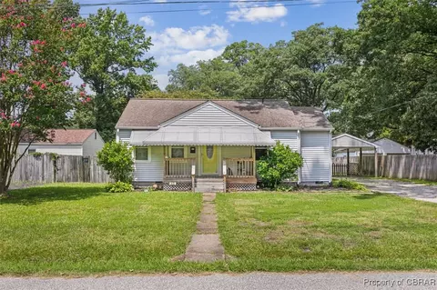 633 Highland Ct, Newport News, VA 23605
