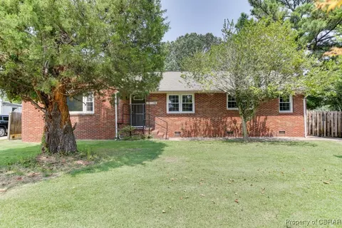 1421 Todds Ln, Hampton, VA 23666 photo 2