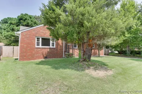 1421 Todds Ln, Hampton, VA 23666 photo 3